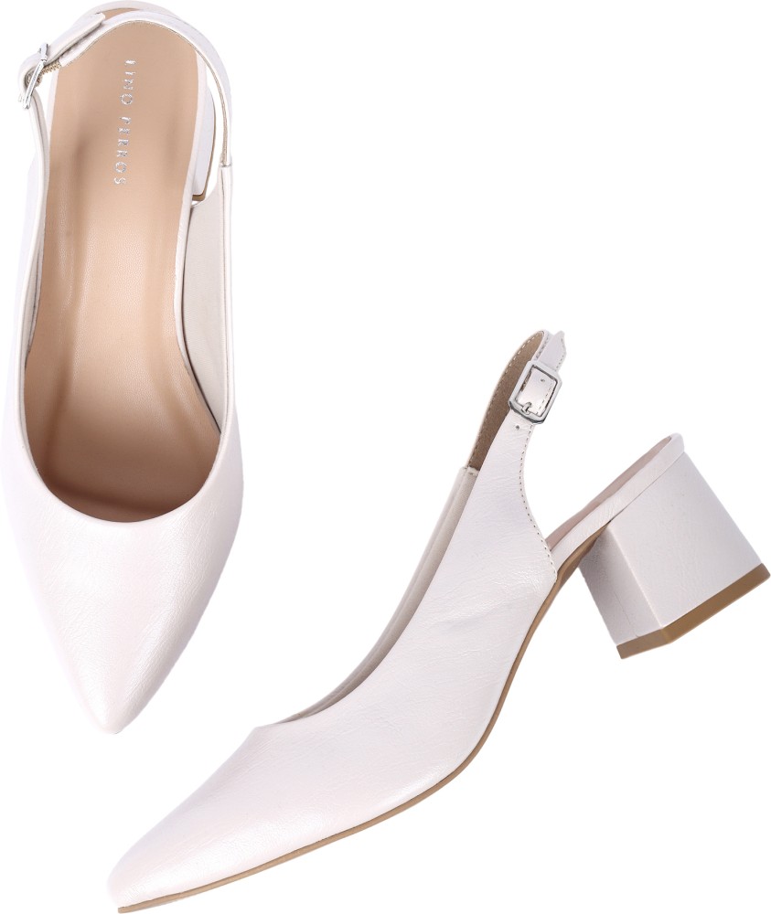 Pumps on sale heels flipkart