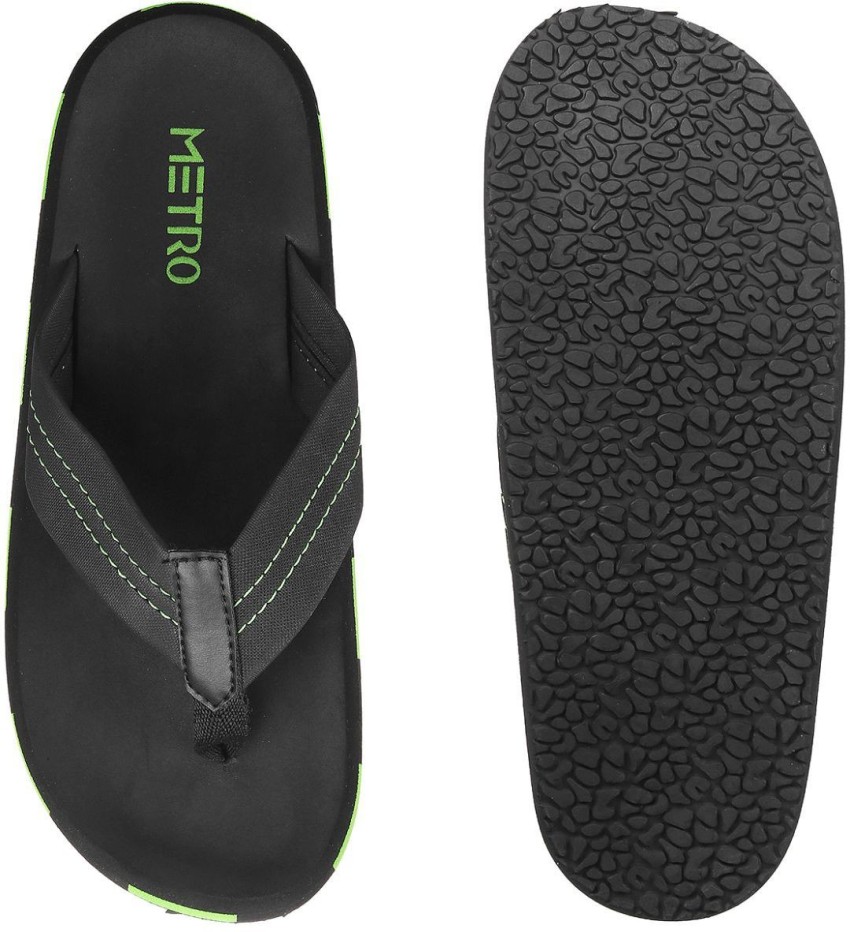 Sanuk Metallic Black Flip Flops Size 9 - 52% off