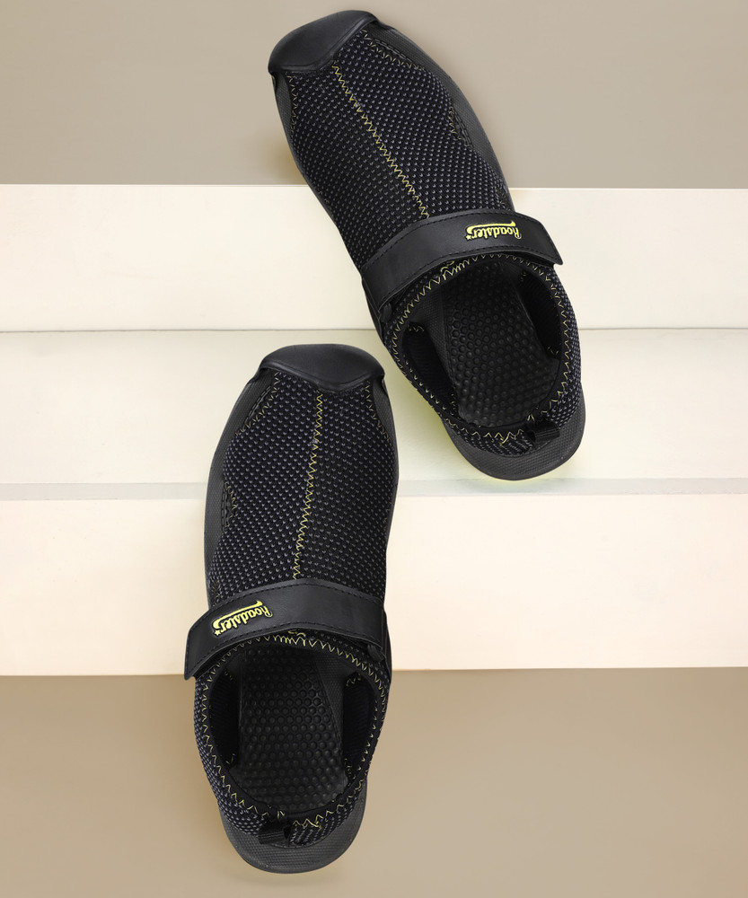 Roadster Men Sports Sandals