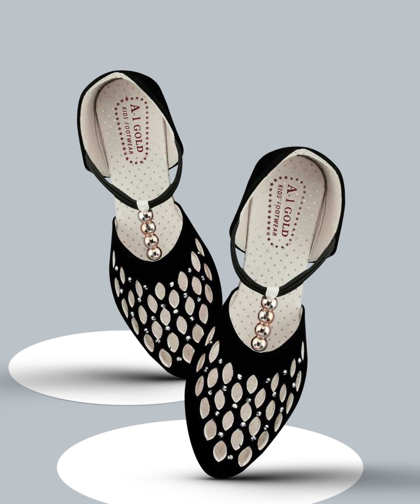 Heel sandal for hot sale girl flipkart