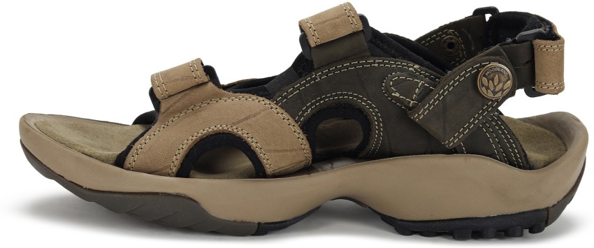 Woodland on sale sandals flipkart