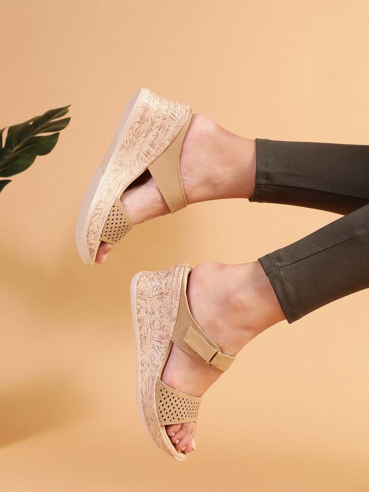 Tan flat wedges new arrivals