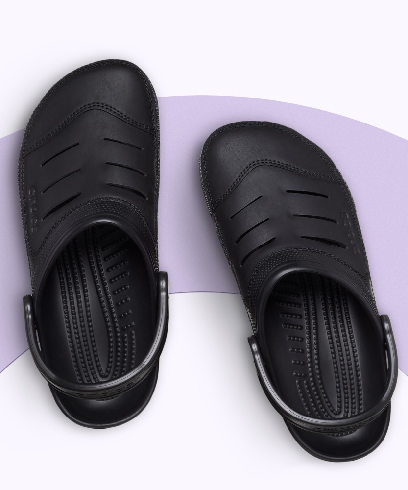 Crocs for best sale men in flipkart