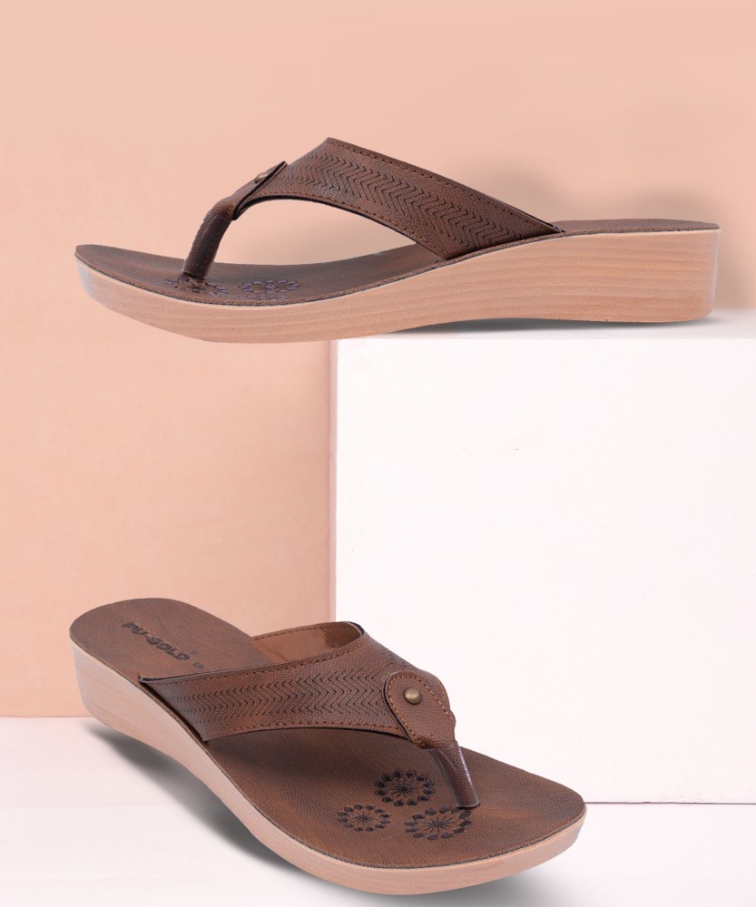 Wedges hot sale chappals online