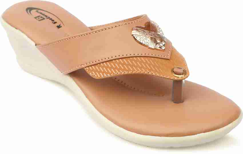 Flat slippers in flipkart clearance