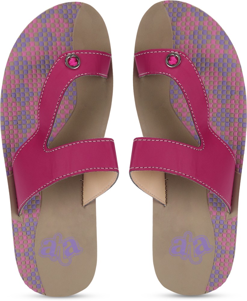 Liberty sandals online flipkart