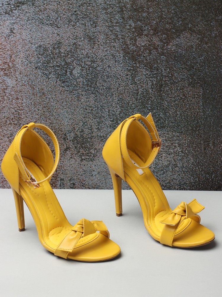 Mustard color high outlet heels