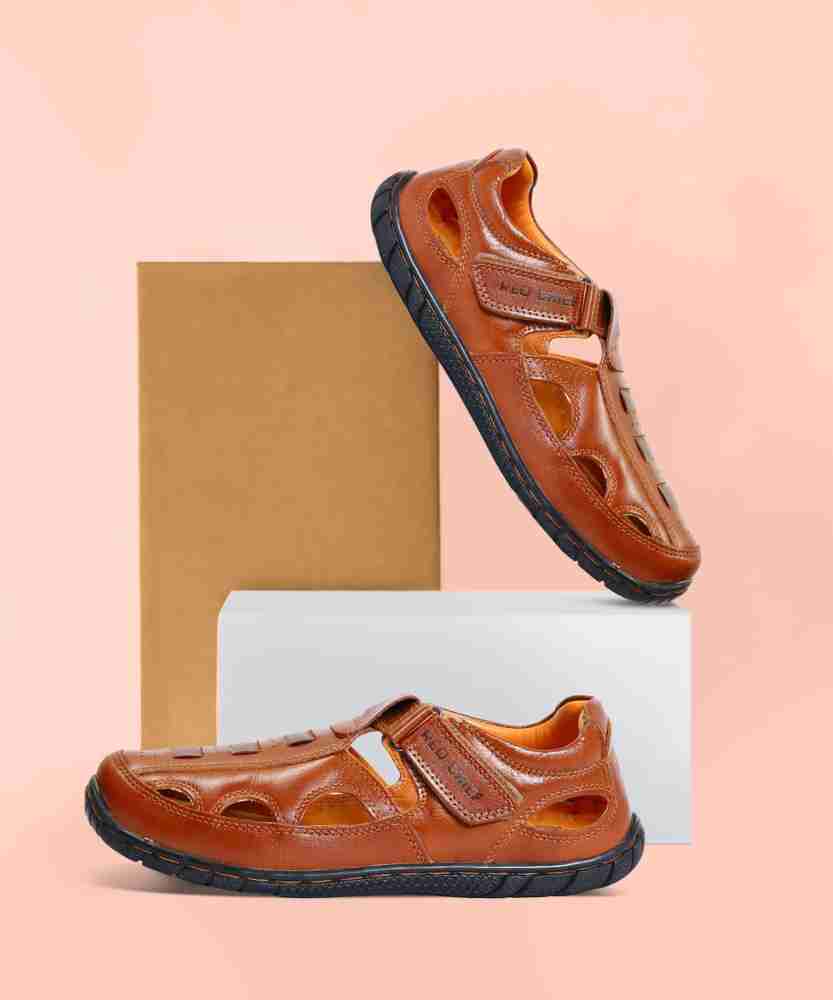 Red chief hot sale sandal shoes