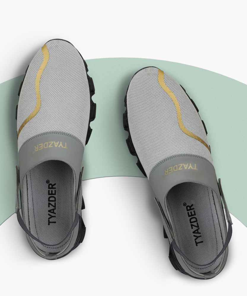 jerkey Men Grey Sandals