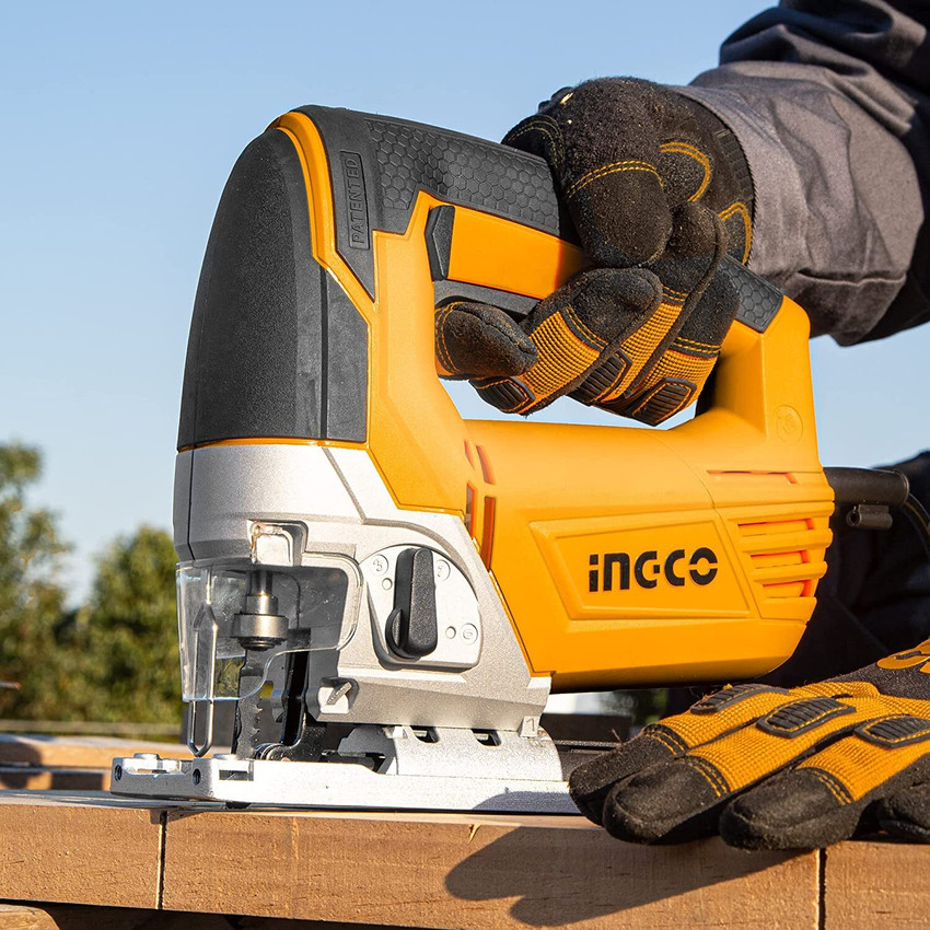 INGCO 800W Variable Speed Jigsaw 4 Step Pendulum Function 5pcs Saw Blades 0 inch Straight line Sander
