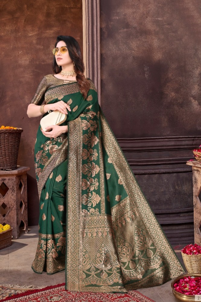 Buy Foricory Woven Kanjivaram Pure Silk Dark Green Sarees Online