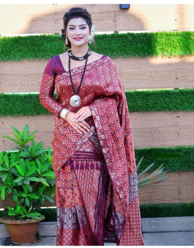 Online mekhela deals chador silk