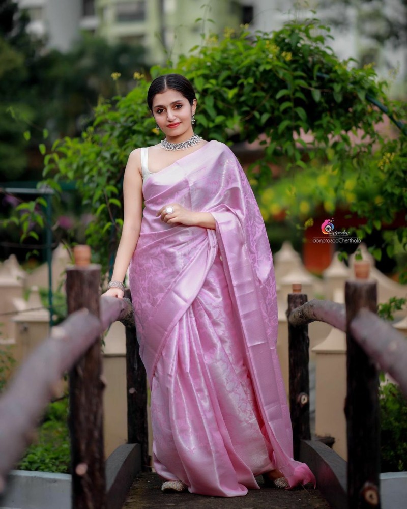 Buy LAZLI FASHION Woven Banarasi Silk Blend Jacquard Pink Sarees