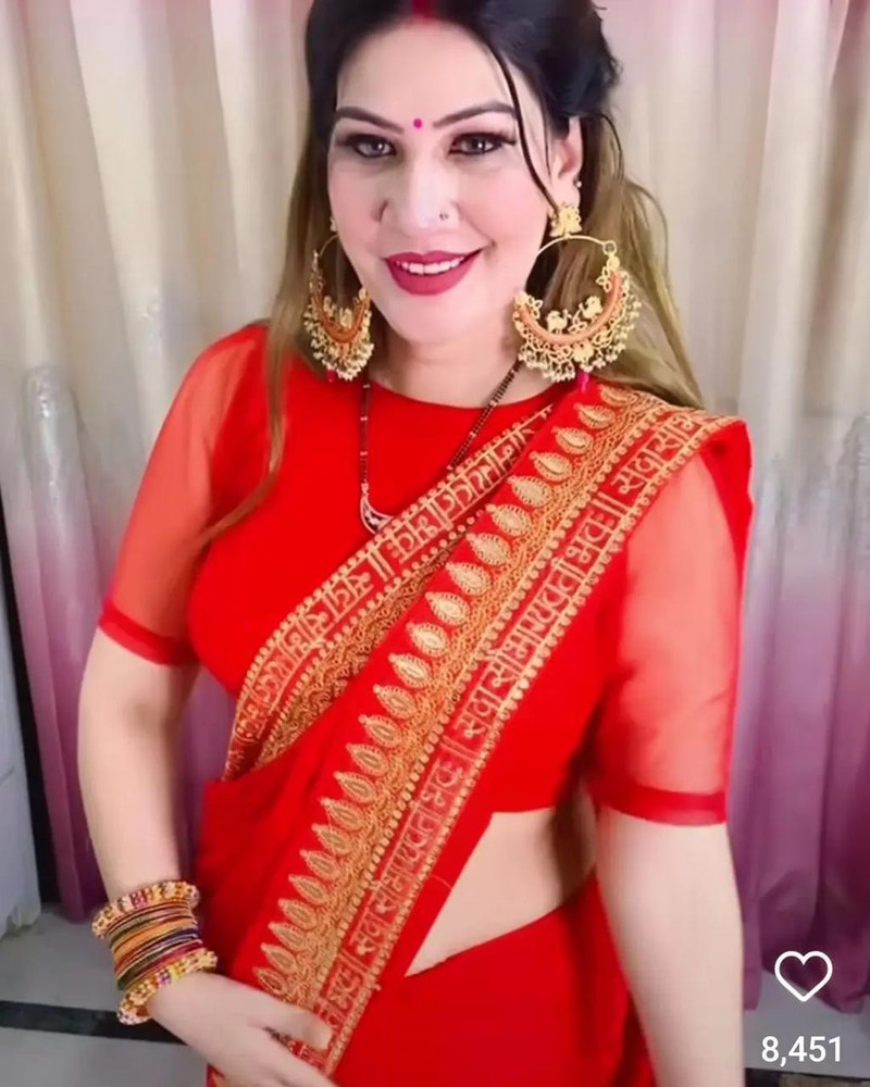 Red saree online best sale flipkart