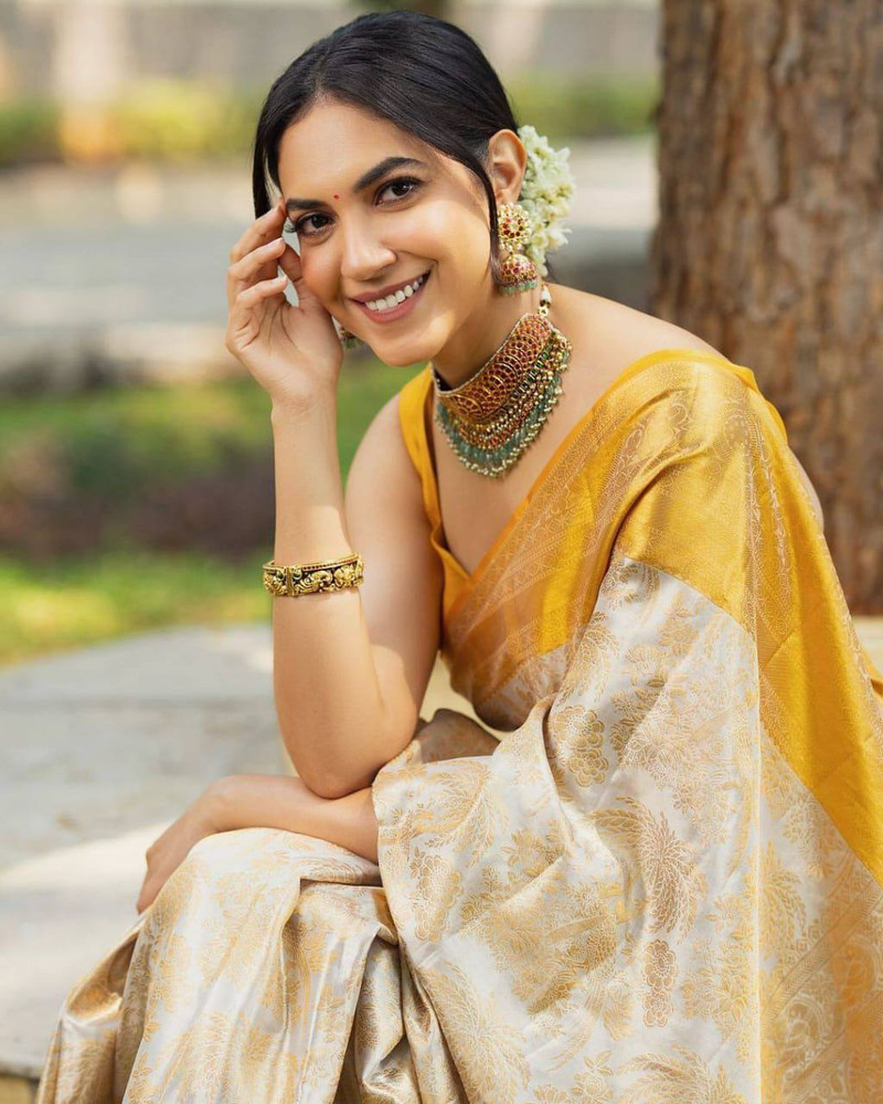 Flipkart online saree sale discount
