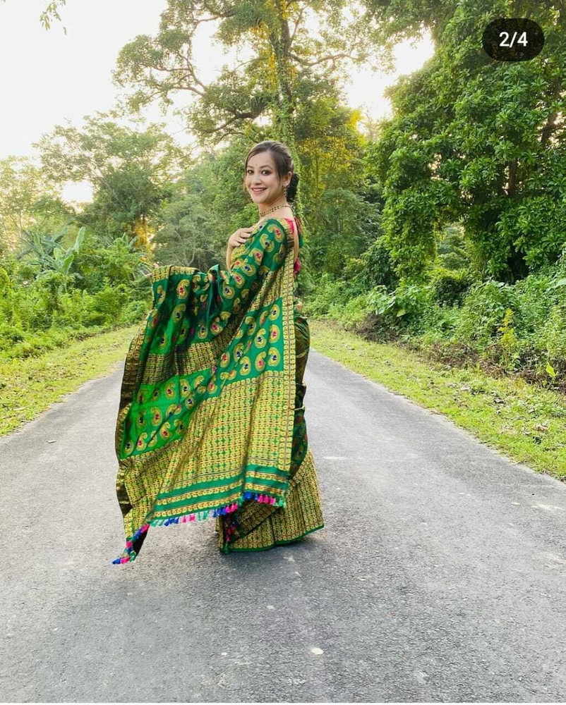 Assamese mekhela deals chador flipkart