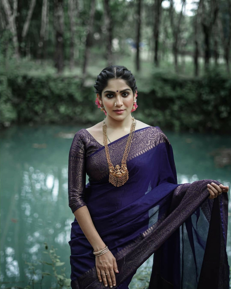 Flipkart navy blue sarees outlet