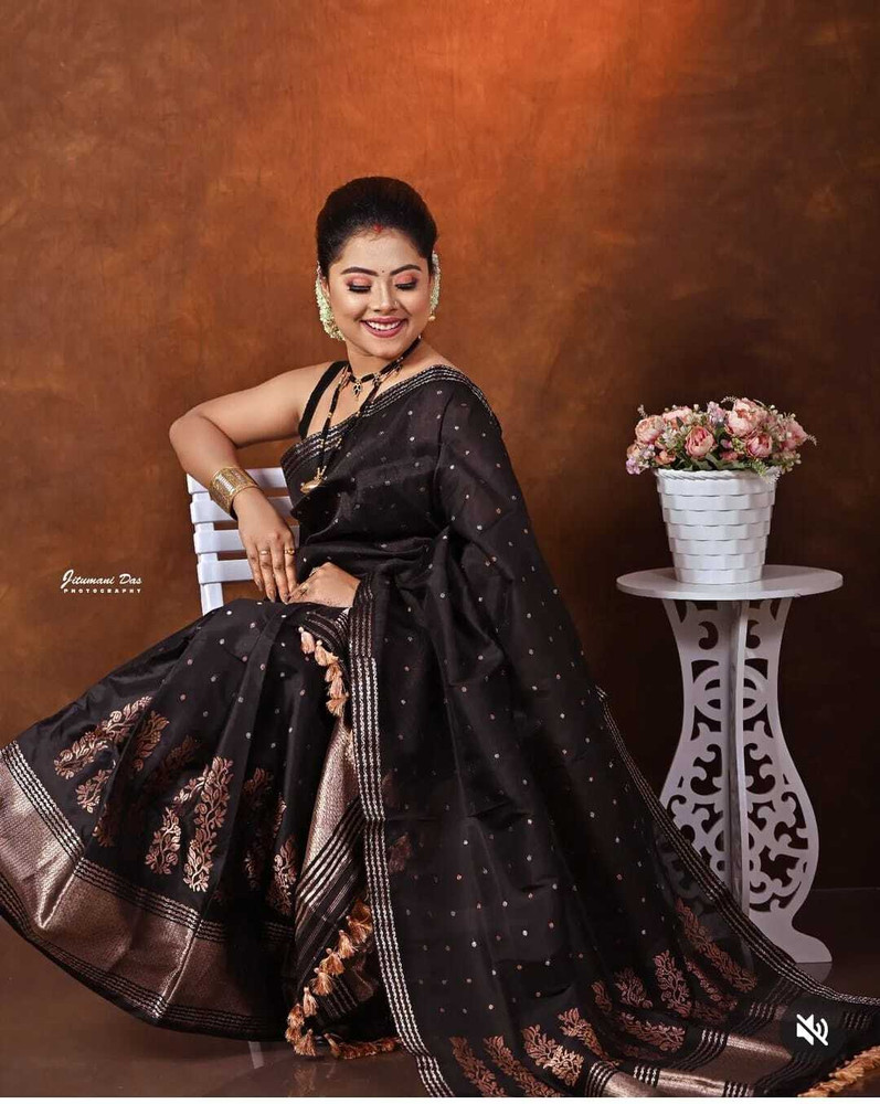 Buy VM Selling Hub Self Design Mekhela Chador Cotton Blend Black Sarees Online Best Price In India Flipkart
