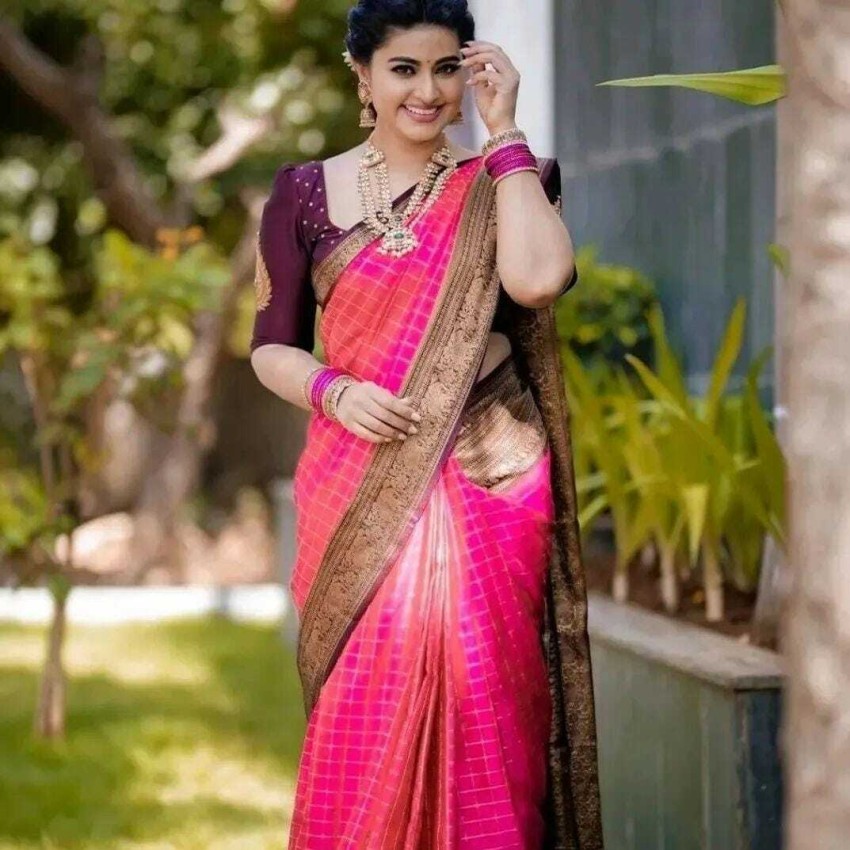 Women's Georgette Pink Solid Celebrity Saree With Blouse Piece - SareeMall