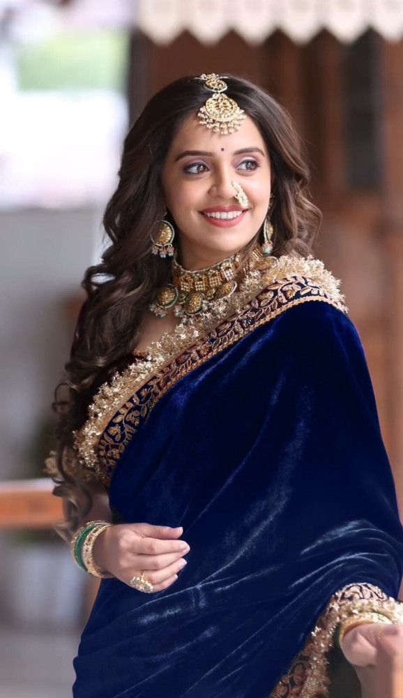 Velvet clearance saree flipkart