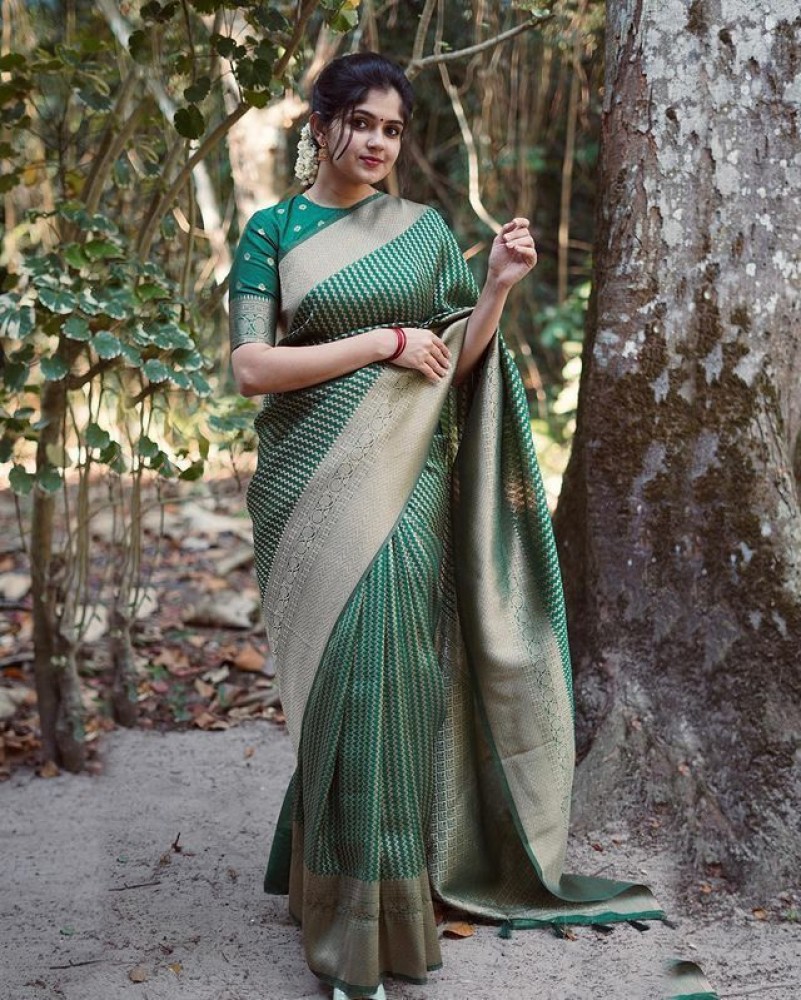 fospy Woven Kanjivaram Silk Blend, Jacquard Saree