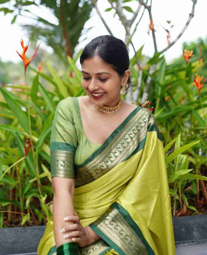 Designer Pista Green Kanjivaram Jacquard Silk Saree in Wayanad at best  price by DHAGA FASHION - Justdial