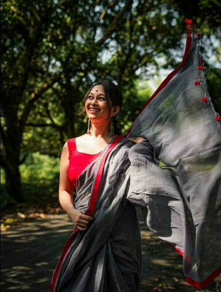 Buy GHOS HANDLOOM Solid Plain Handloom Cotton Blend Grey Sarees Online Best Price In India Flipkart