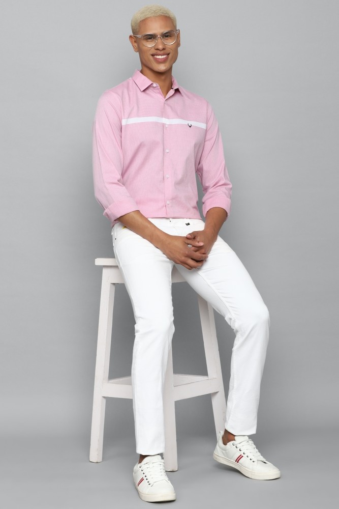 Pink and white pants hi-res stock photography and images - Alamy