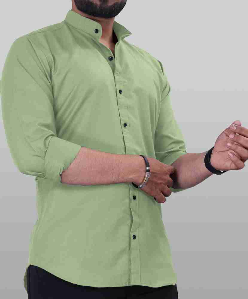 VeBNoR Men Solid Casual Light Green Shirt