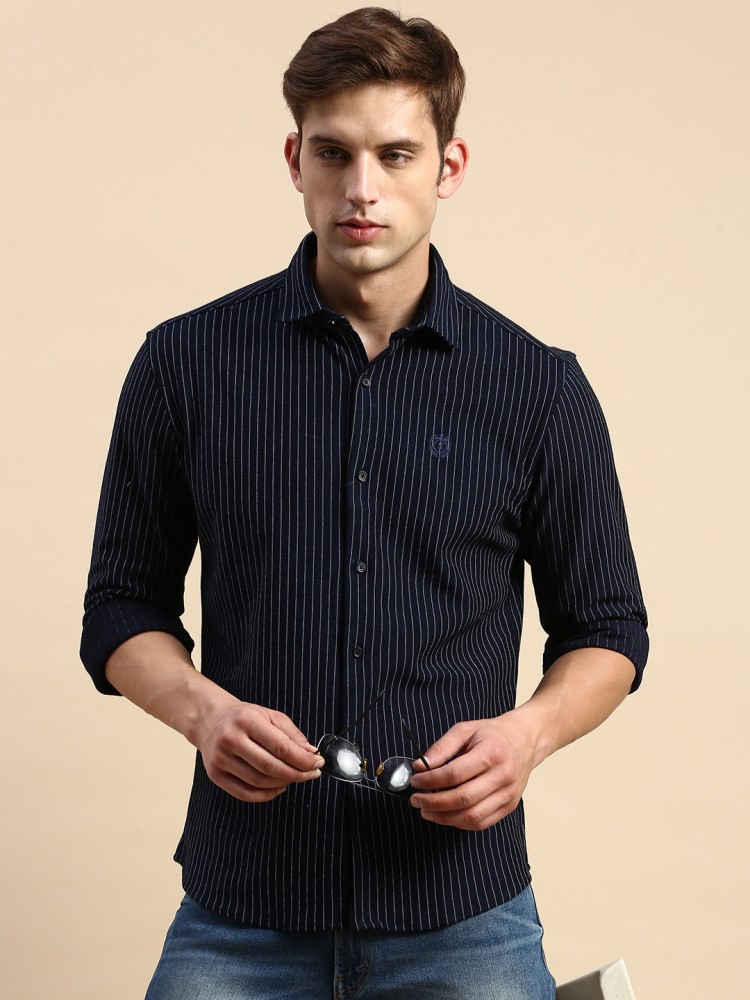 SHOWOFF Men's Spread Collar Navy Blue Striped Shirt