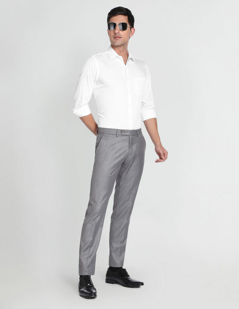 Details more than 76 white shirt ash pants best in.eteachers