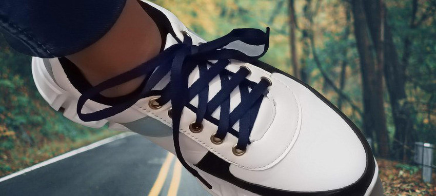Two tone discount oval shoelaces