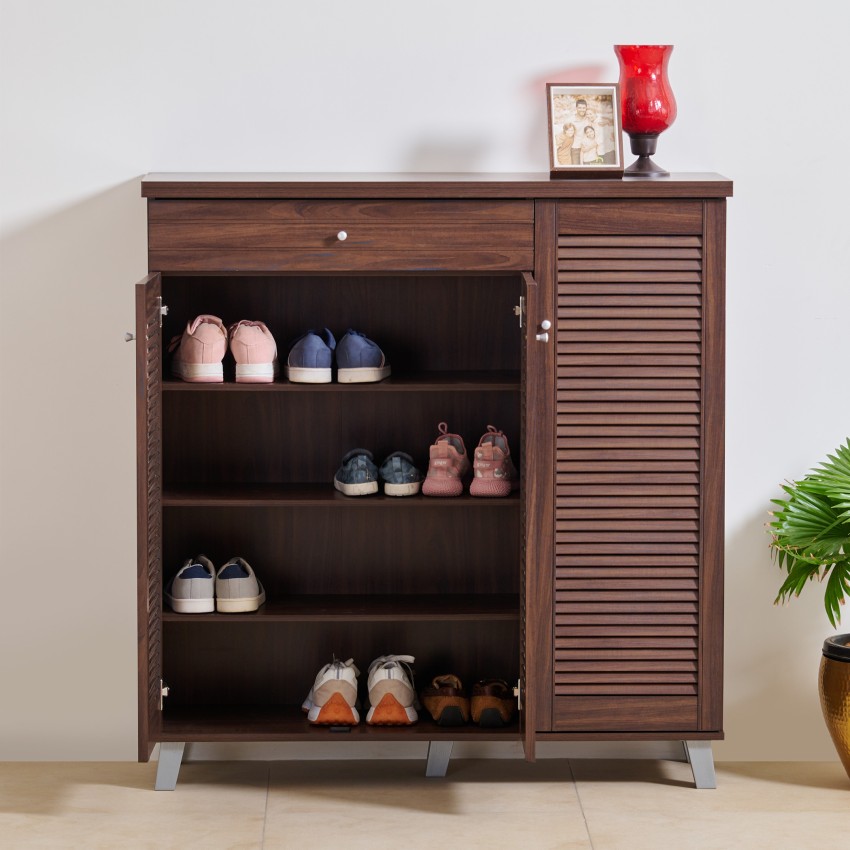 Home center store shoe rack