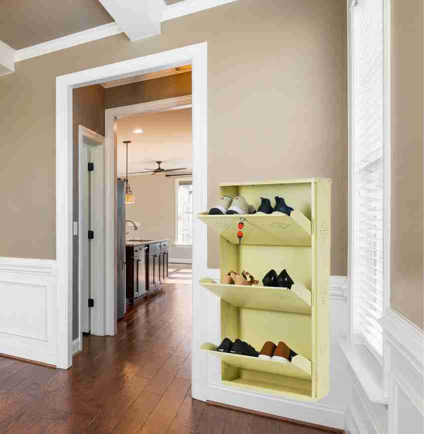 Shoe wall stand outlet