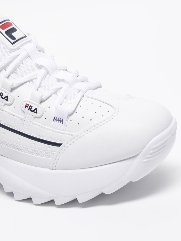 Fila hometown extra hot sale white trainers