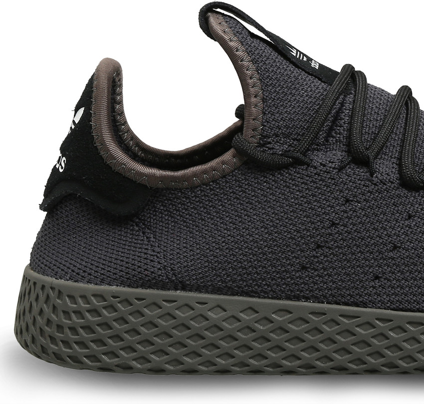 adidas pharrell williams flipkart