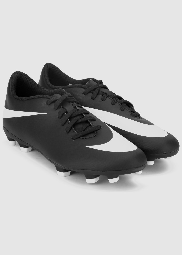 Nike football shoes old models fashion