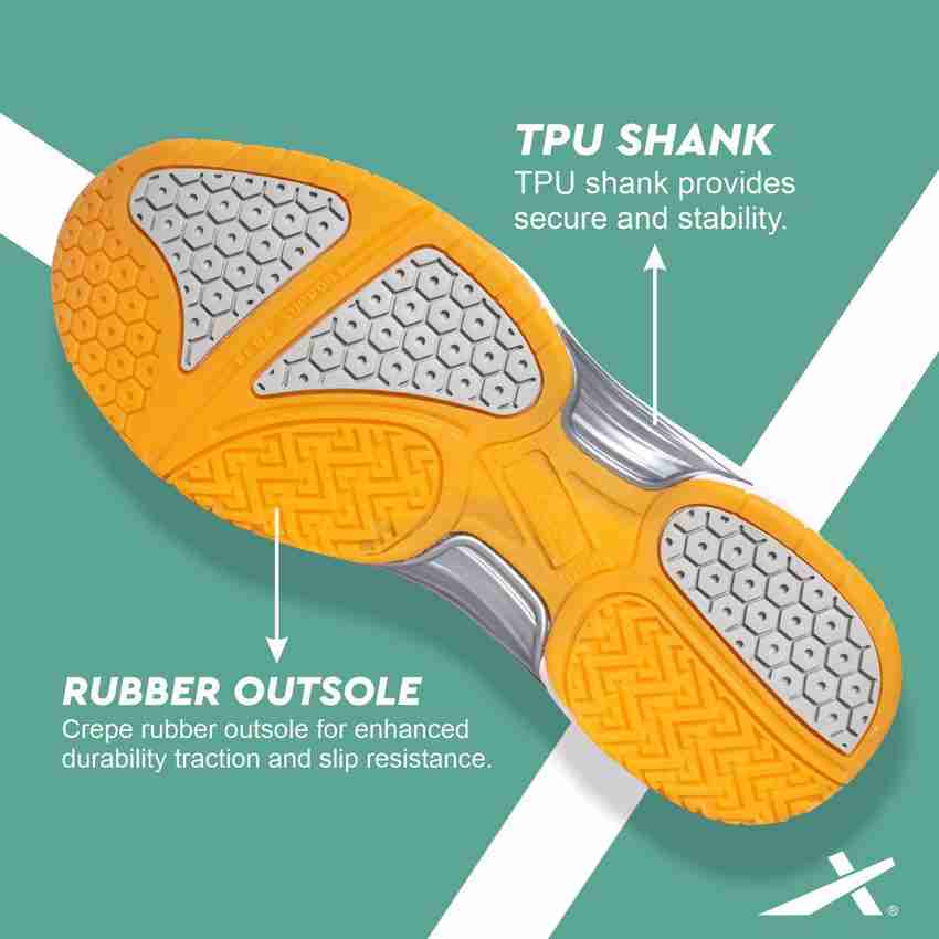 Badminton sales shoes 218