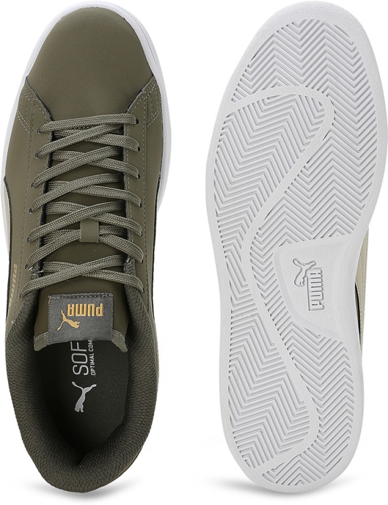 PUMA Smash V2 Buck Sneakers For Men