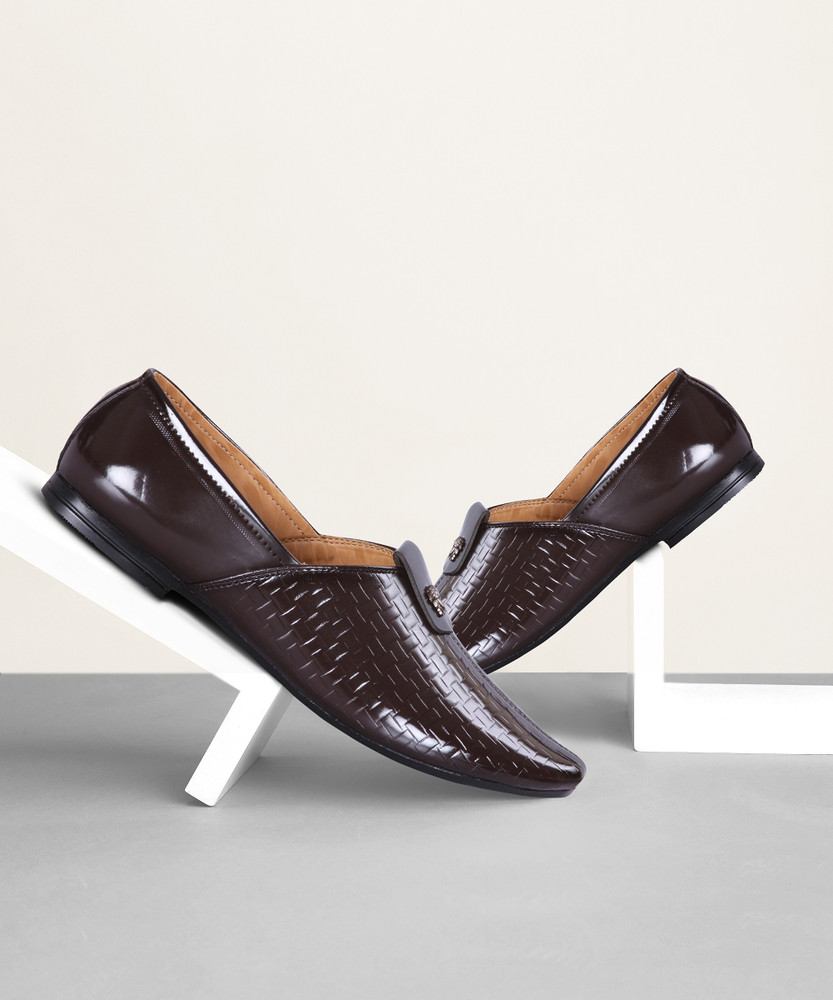 Bantox Casual and Formal style Patent leather Wedding Nagra Mojri Slip On Shoe for Men Mojaris For Men Buy Bantox Casual and Formal style Patent leather Wedding Nagra Mojri Slip On
