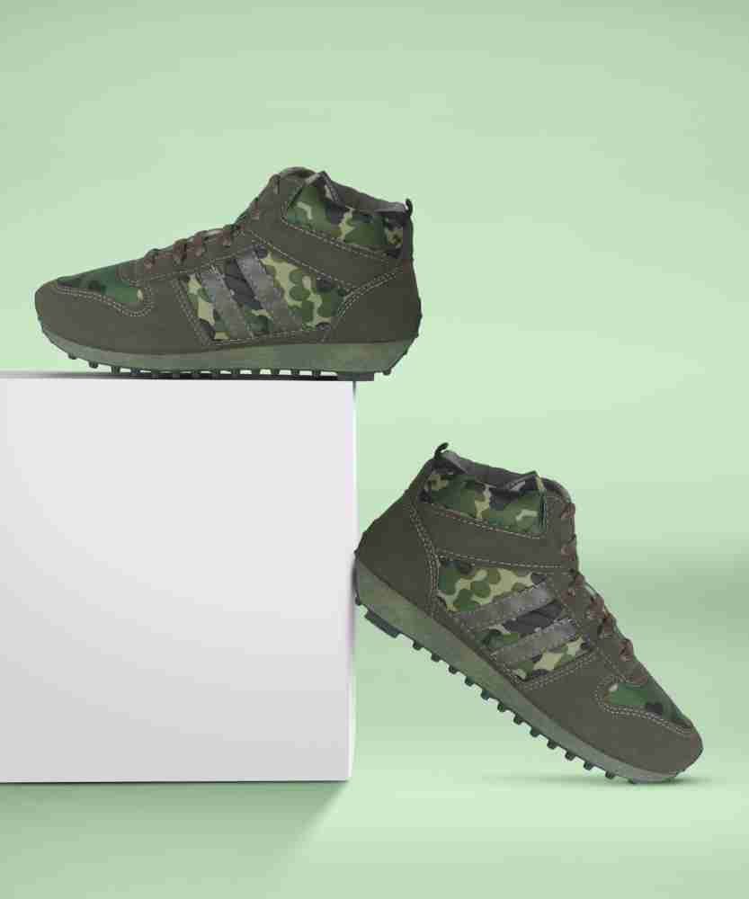 Gold orders star shoes army