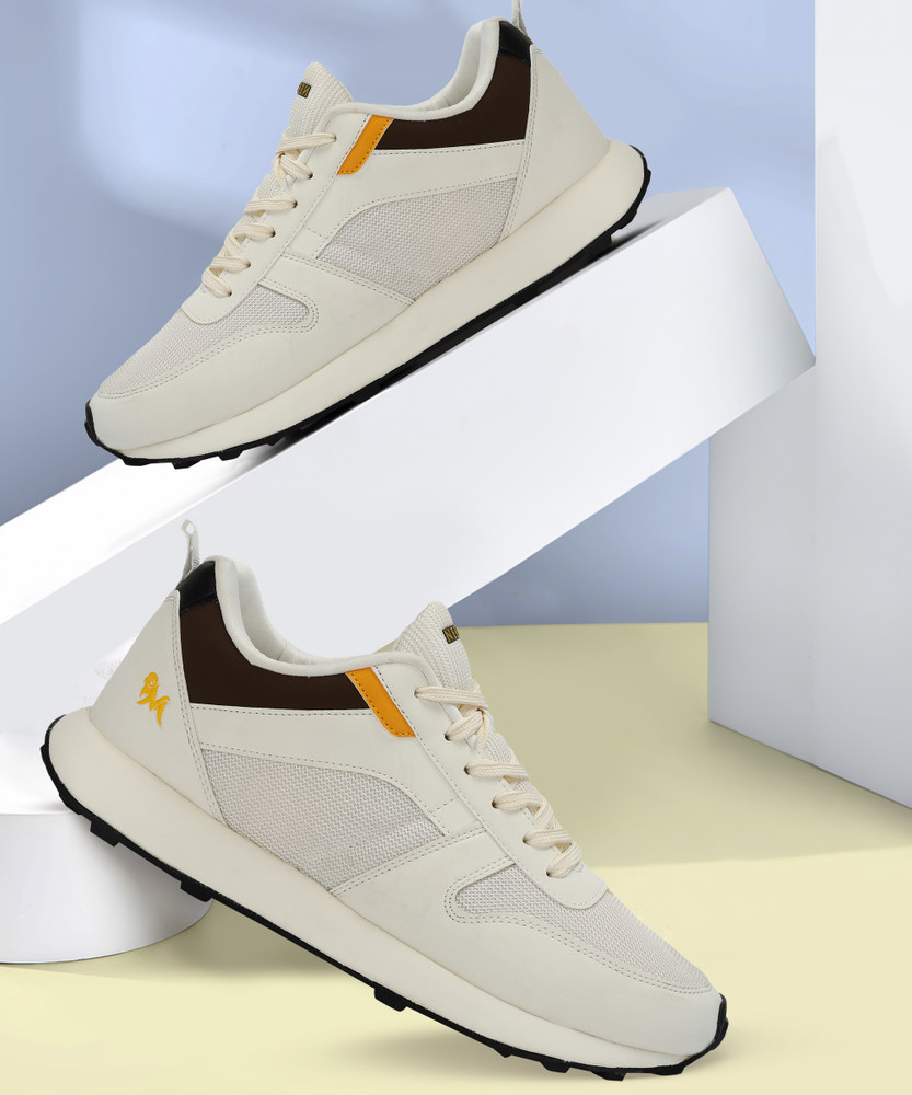 Eighties shoes shop