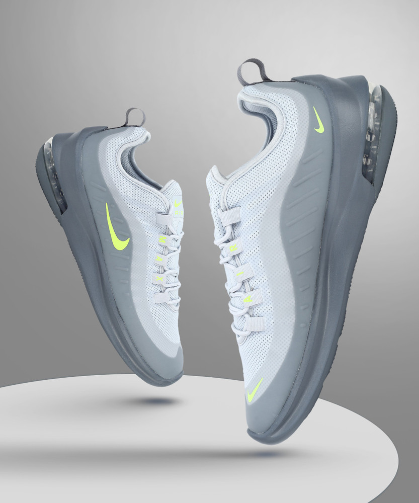 nike air max axis running shoe