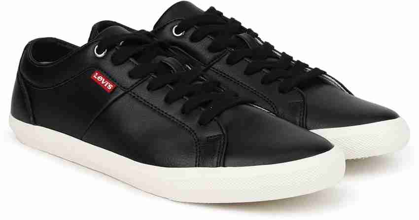 levis woods sneakers white