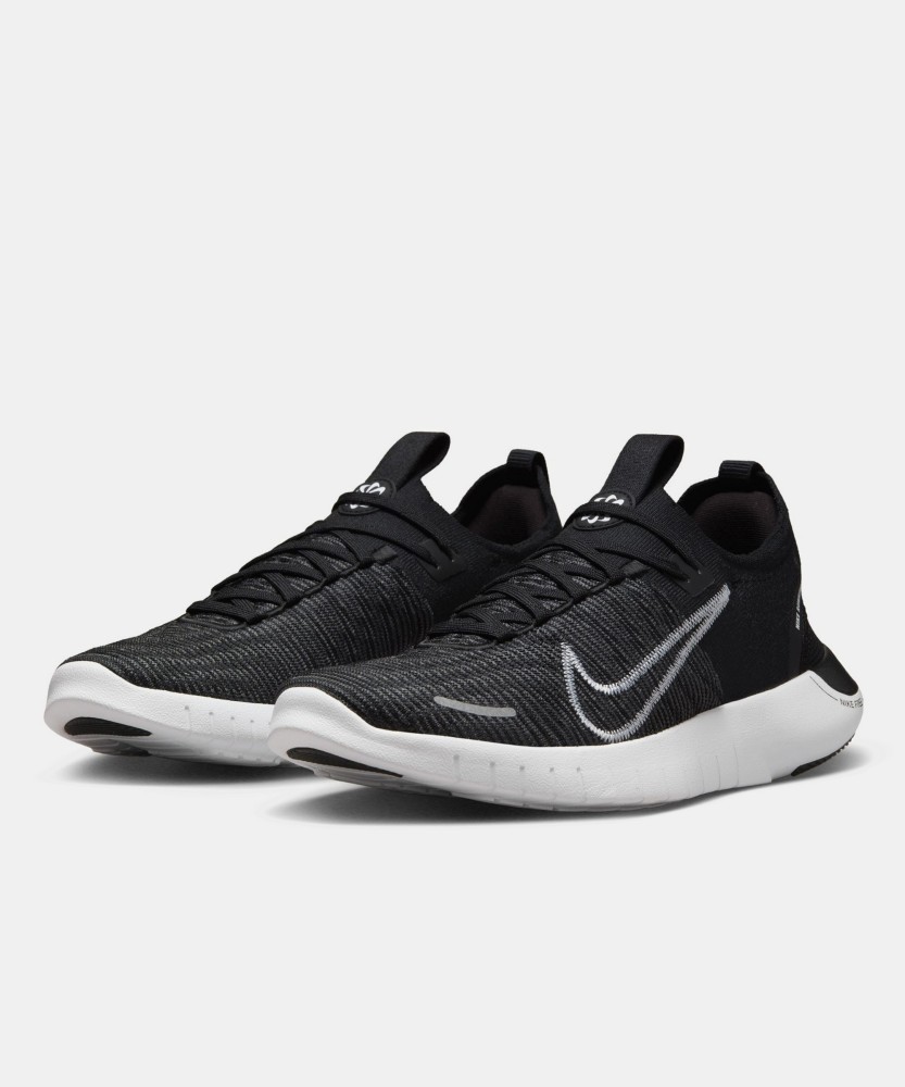 Nike free 5. sale running shoes flipkart