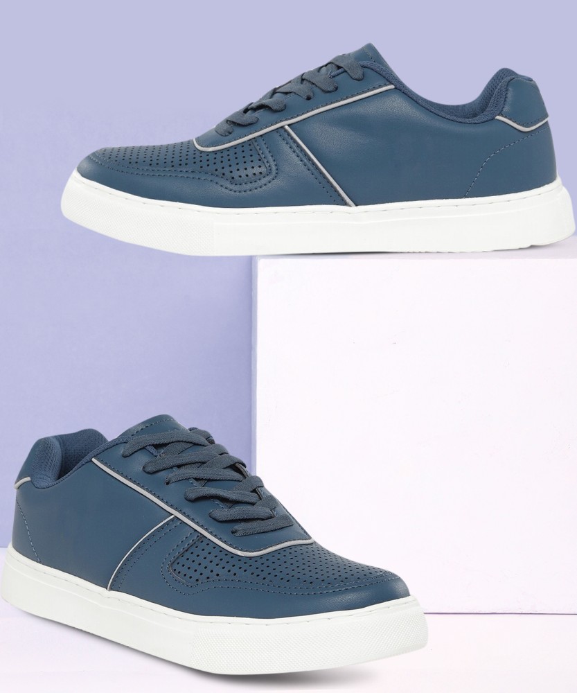 Best man hot sale sneakers 219