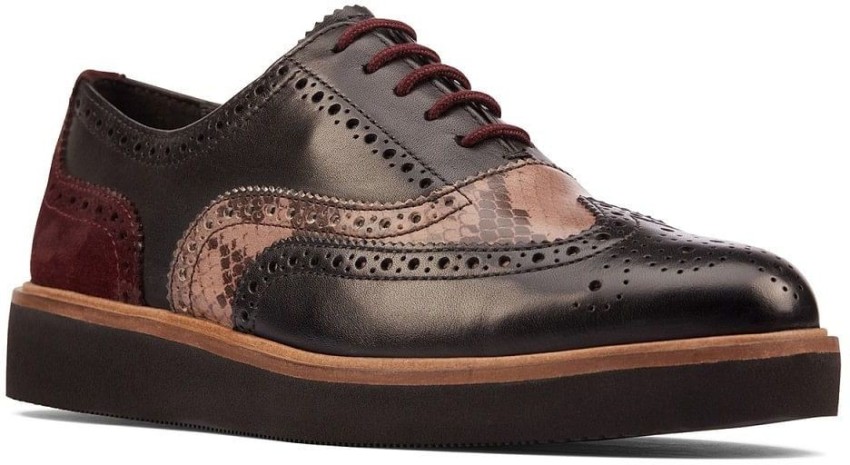 Clarks ladies outlet brogues