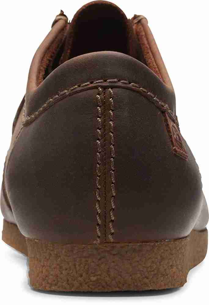 Clarks wallabee hotsell step beeswax