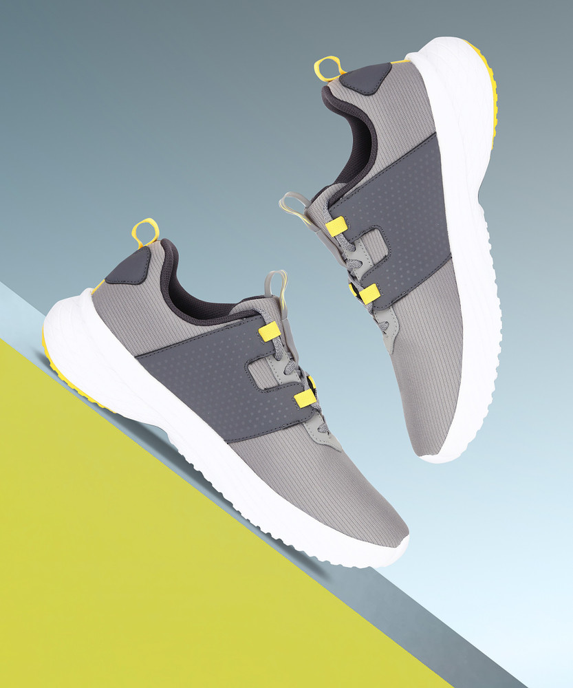 reebok racer black shoes