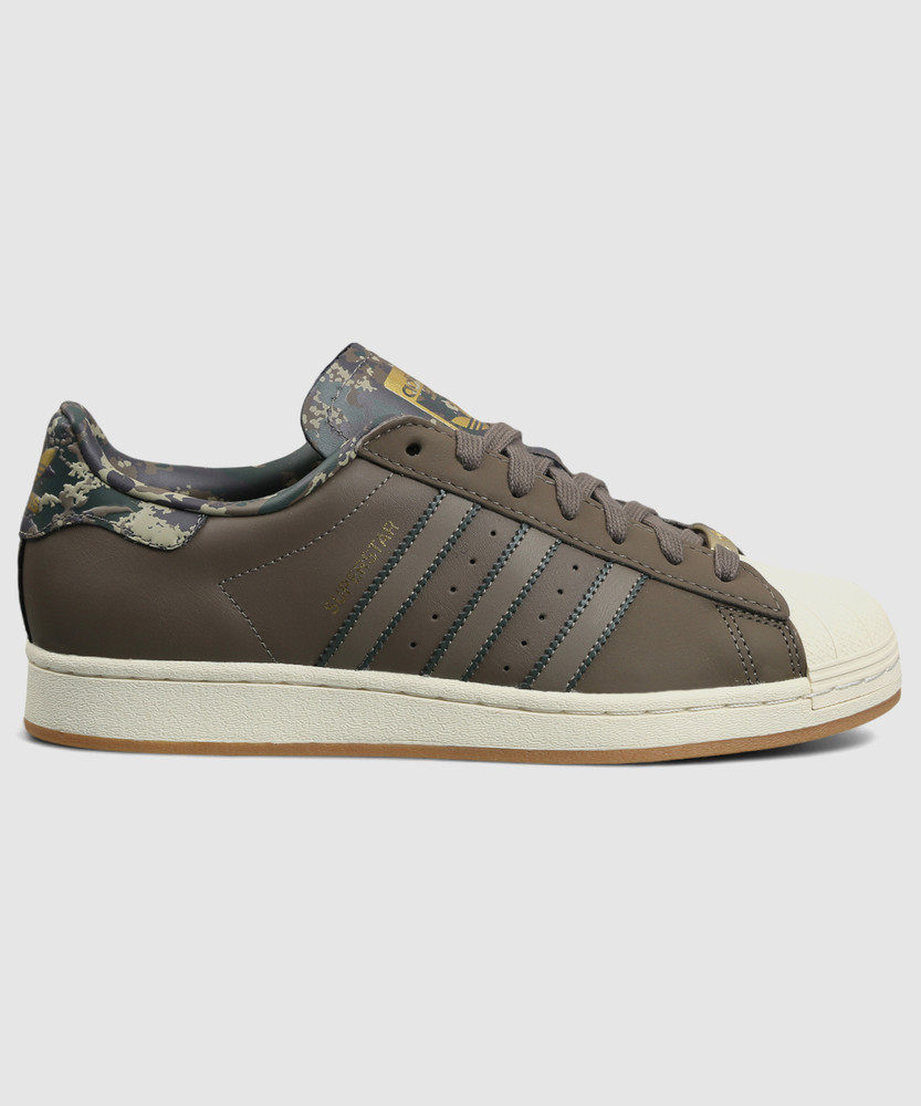 adidas superstar waxy
